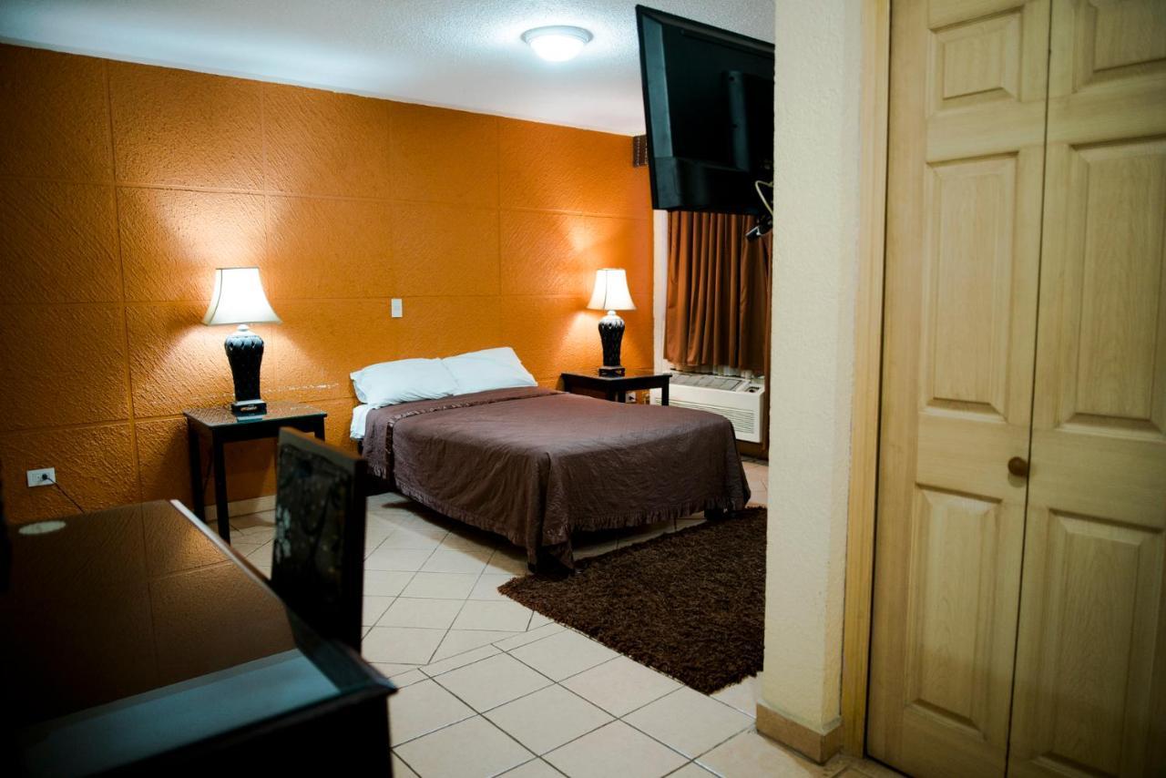 Eh Ejecutivo Urban Hotel Tepic Exterior photo