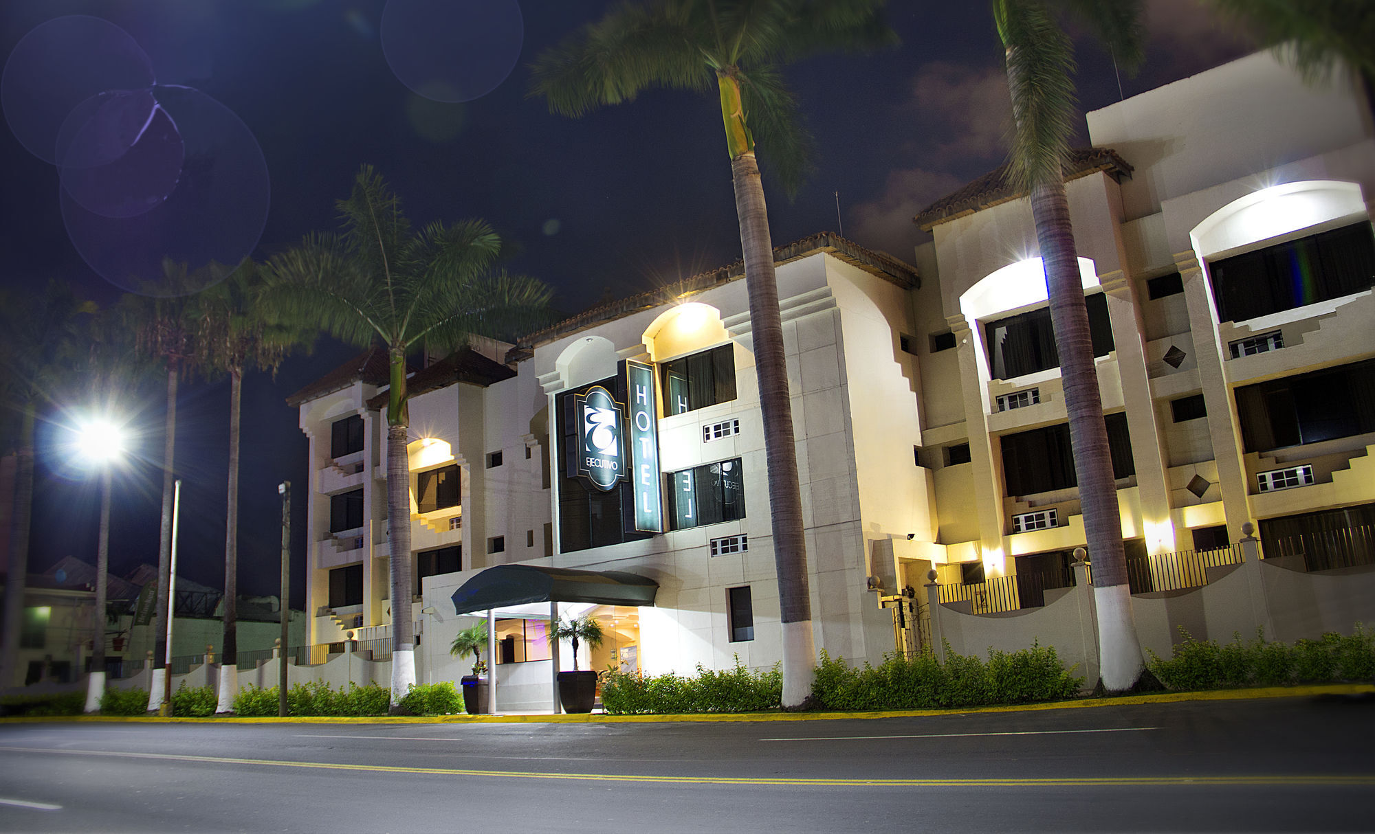 Eh Ejecutivo Urban Hotel Tepic Exterior photo